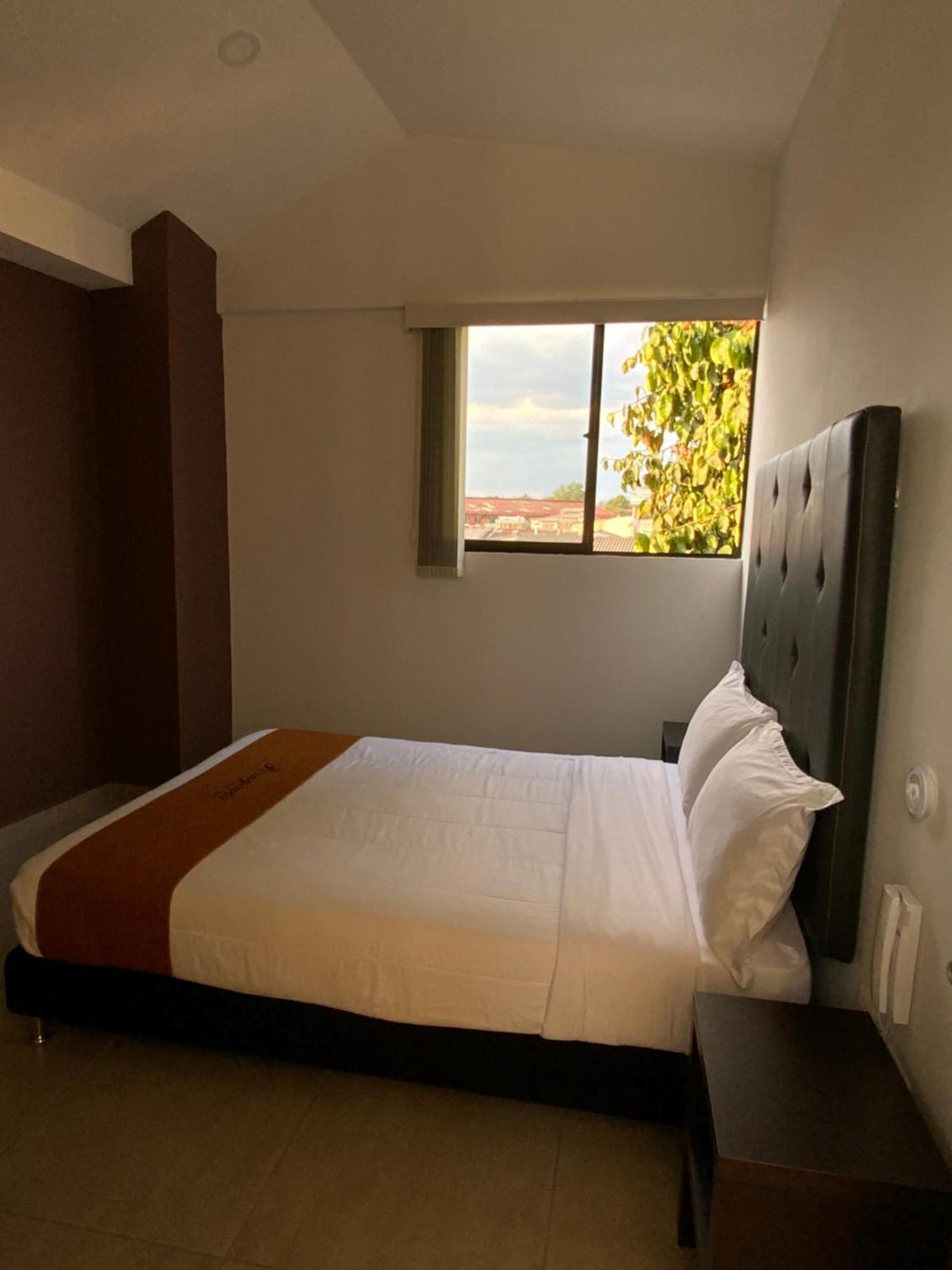 פופאיין Perugino'S Hotel Galeria מראה חיצוני תמונה